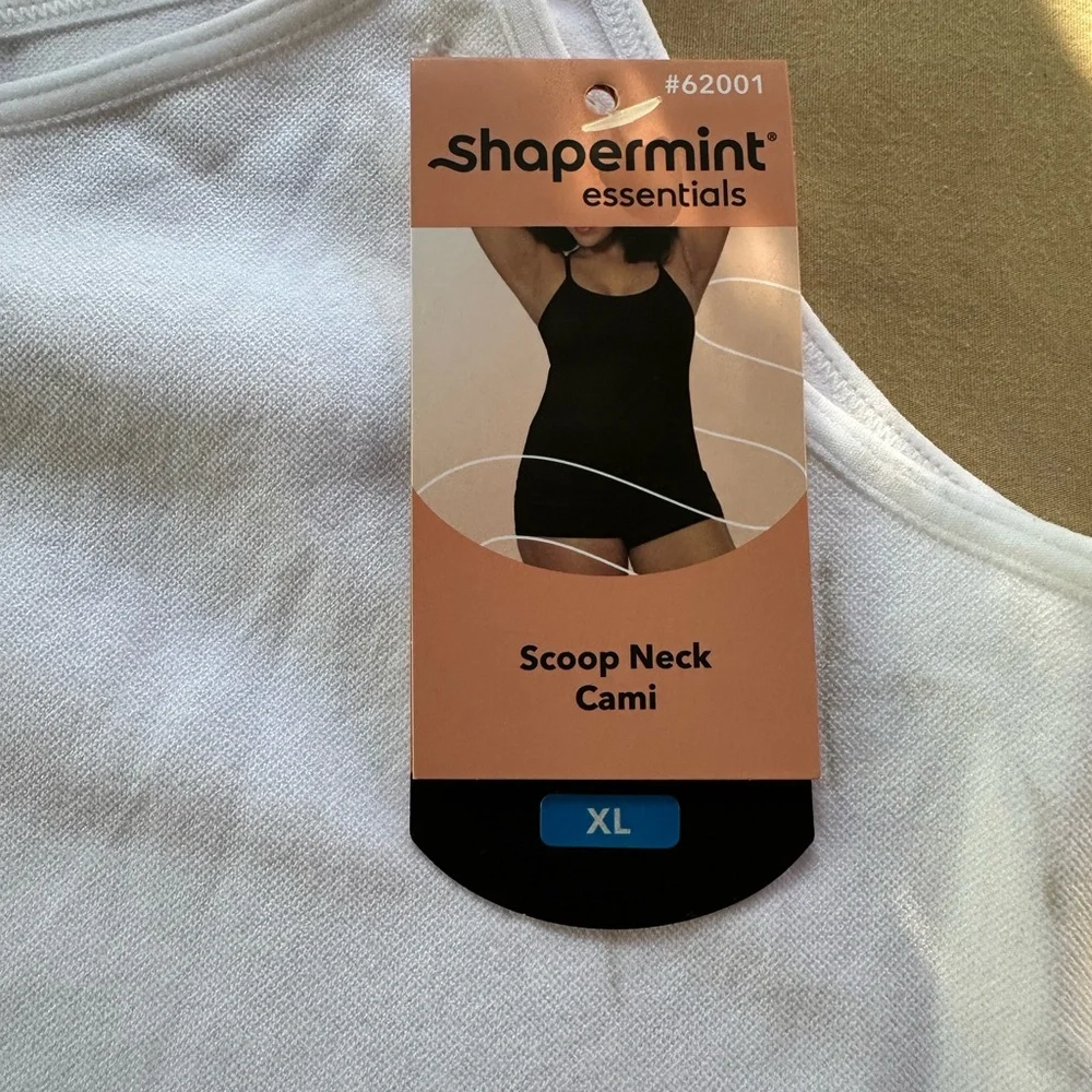 Shapermint Essentials All Day Every Day Scoop Neck Cami [A1-8] - Picture 5 of 5